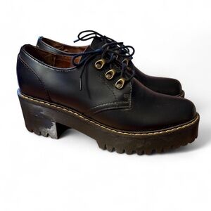 Leona Lug Sole Platform Derby Dr Martens